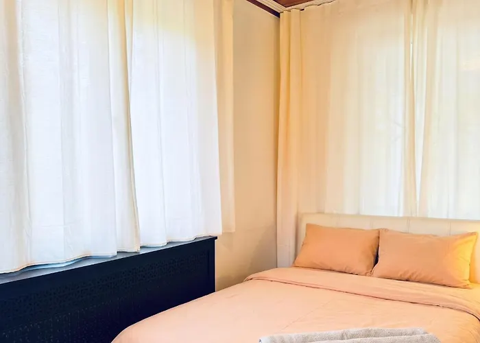 Διαμέρισμα Spacious With Garden Near Danube For 16 Guests For Long Βιέννη