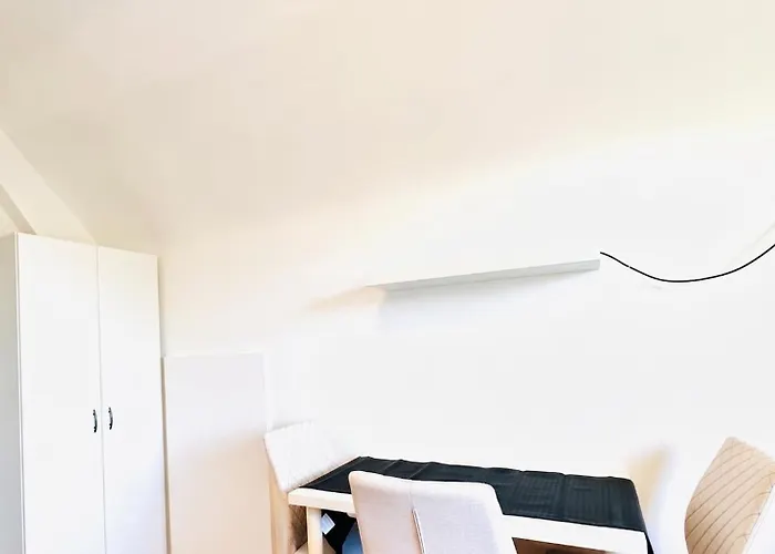 Appartement Spacious With Garden Near Danube For 16 Guests For Long Vienne