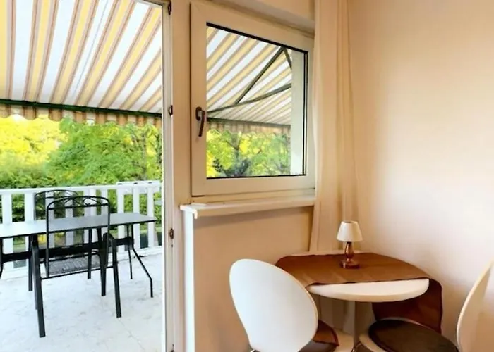 Spacious With Garden Near Danube For 16 Guests For Long *