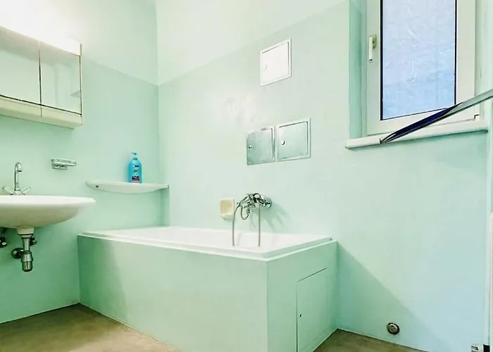 Spacious With Garden Near Danube For 16 Guests For Long Διαμέρισμα Βιέννη